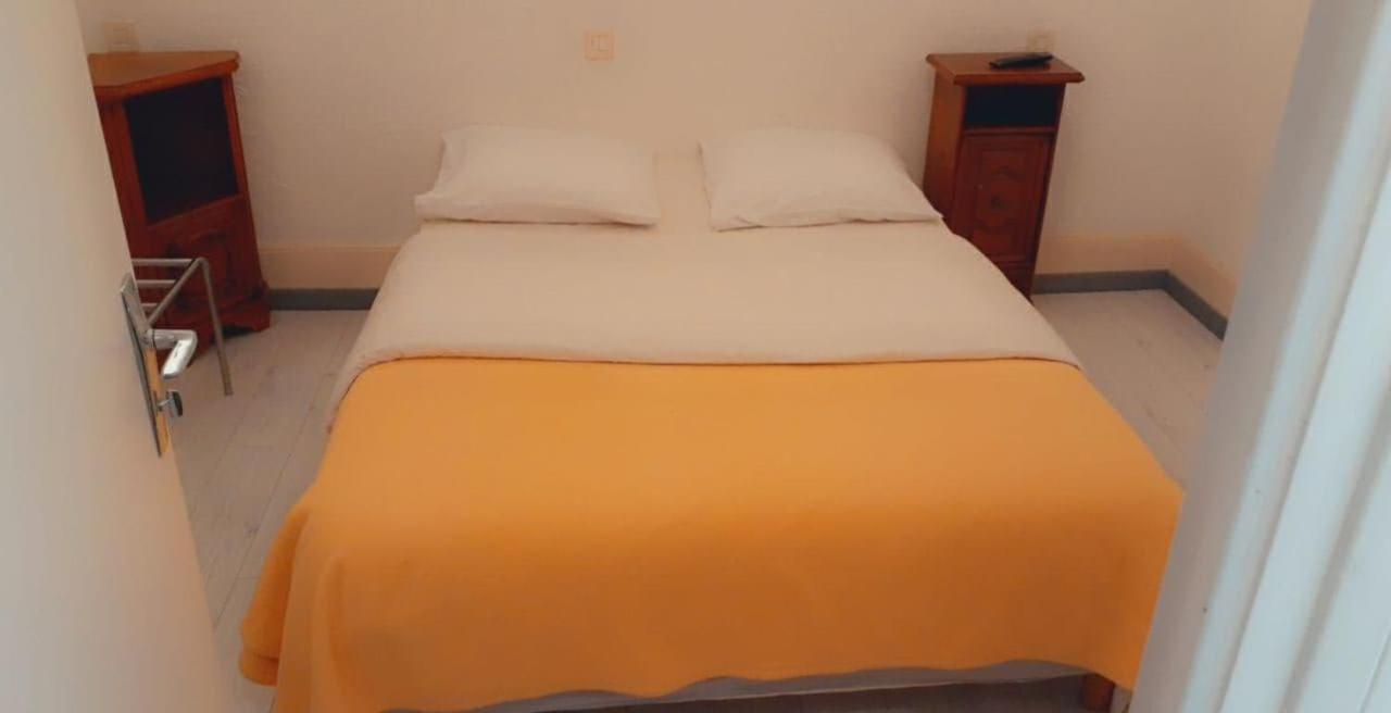 Hotel Le Fecamps Bolbec Zewnętrze zdjęcie