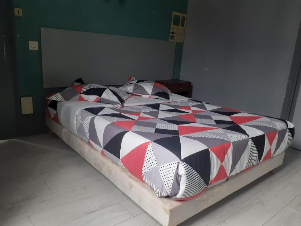Hotel Le Fecamps Bolbec Zewnętrze zdjęcie