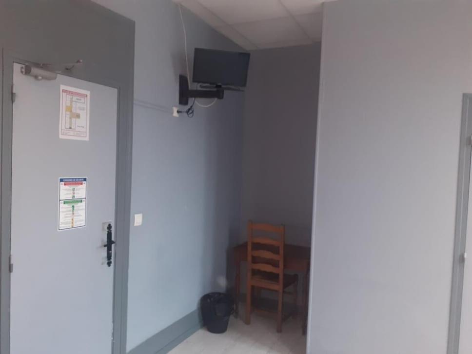 Hotel Le Fecamps Bolbec Zewnętrze zdjęcie