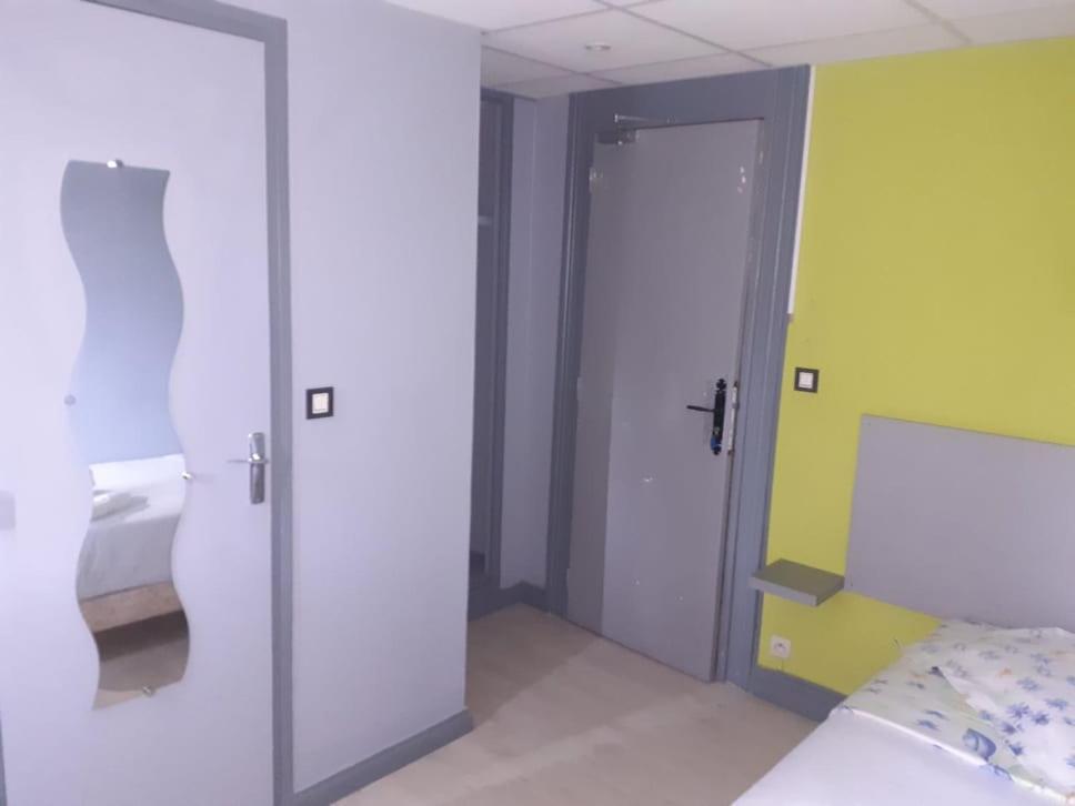 Hotel Le Fecamps Bolbec Zewnętrze zdjęcie